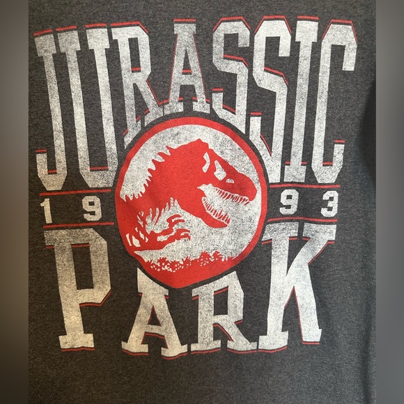 3/$15 Jurassic park t-shirt - Picture 2 of 4